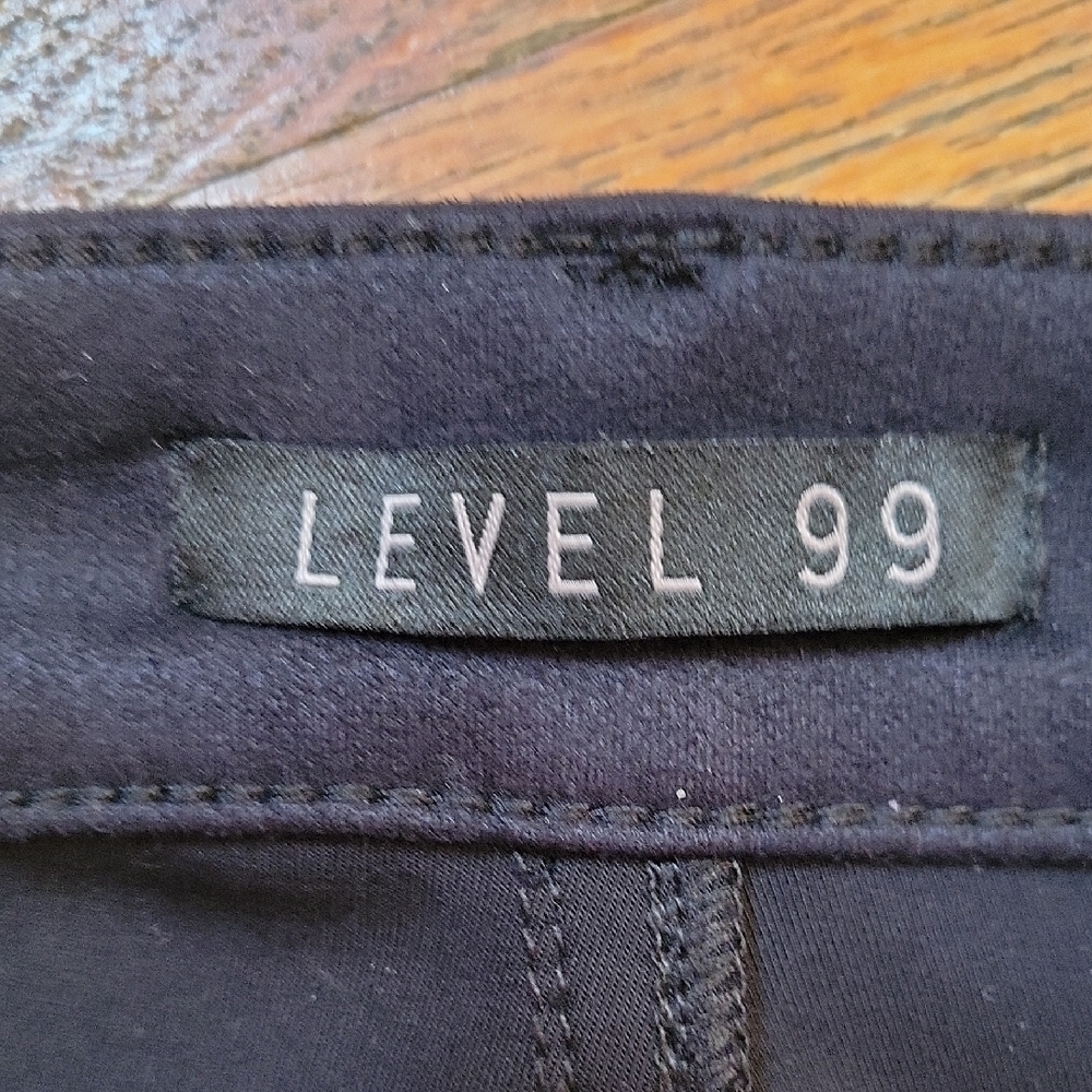 Level 99 Black Velveteen Skinny Pants Size 27 Stretch - Picture 2 of 10
